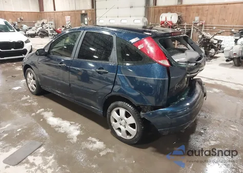 2002 Ford Focus Zx5 из США, поврежденный, VIN 3FAFP37332R113618